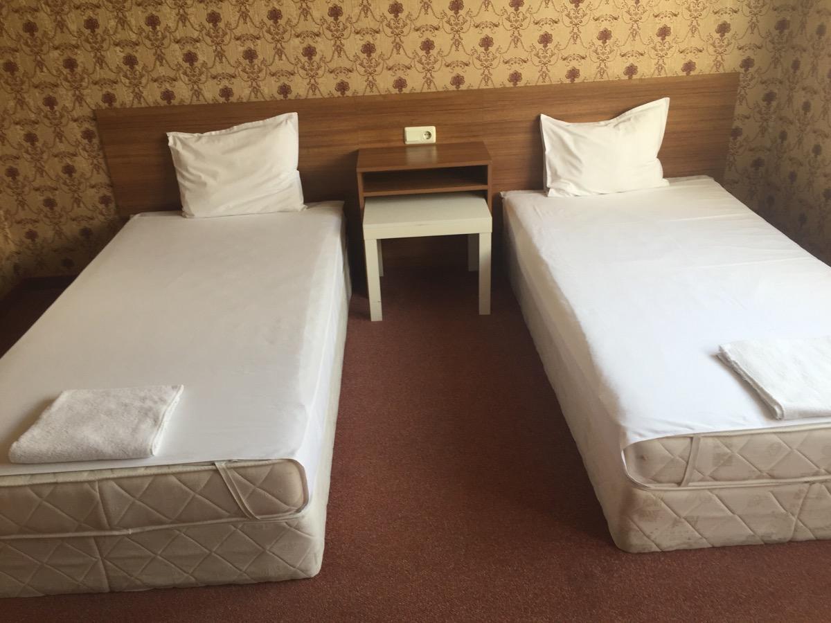 Irish Hotel Shumen Exterior photo